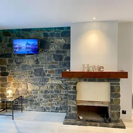 Prober Comapedrosa Apartment *